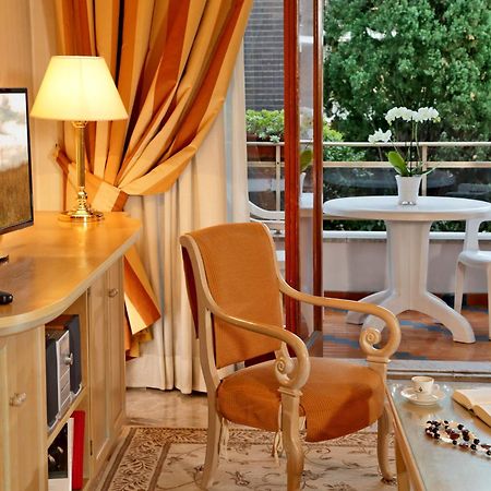 Large Family Apartment E8 Roma Exterior foto